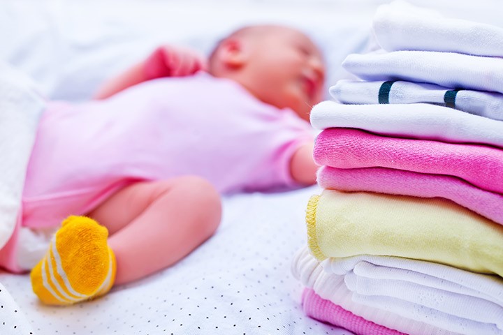 Bảo quản quần áo trẻ sơ sinh